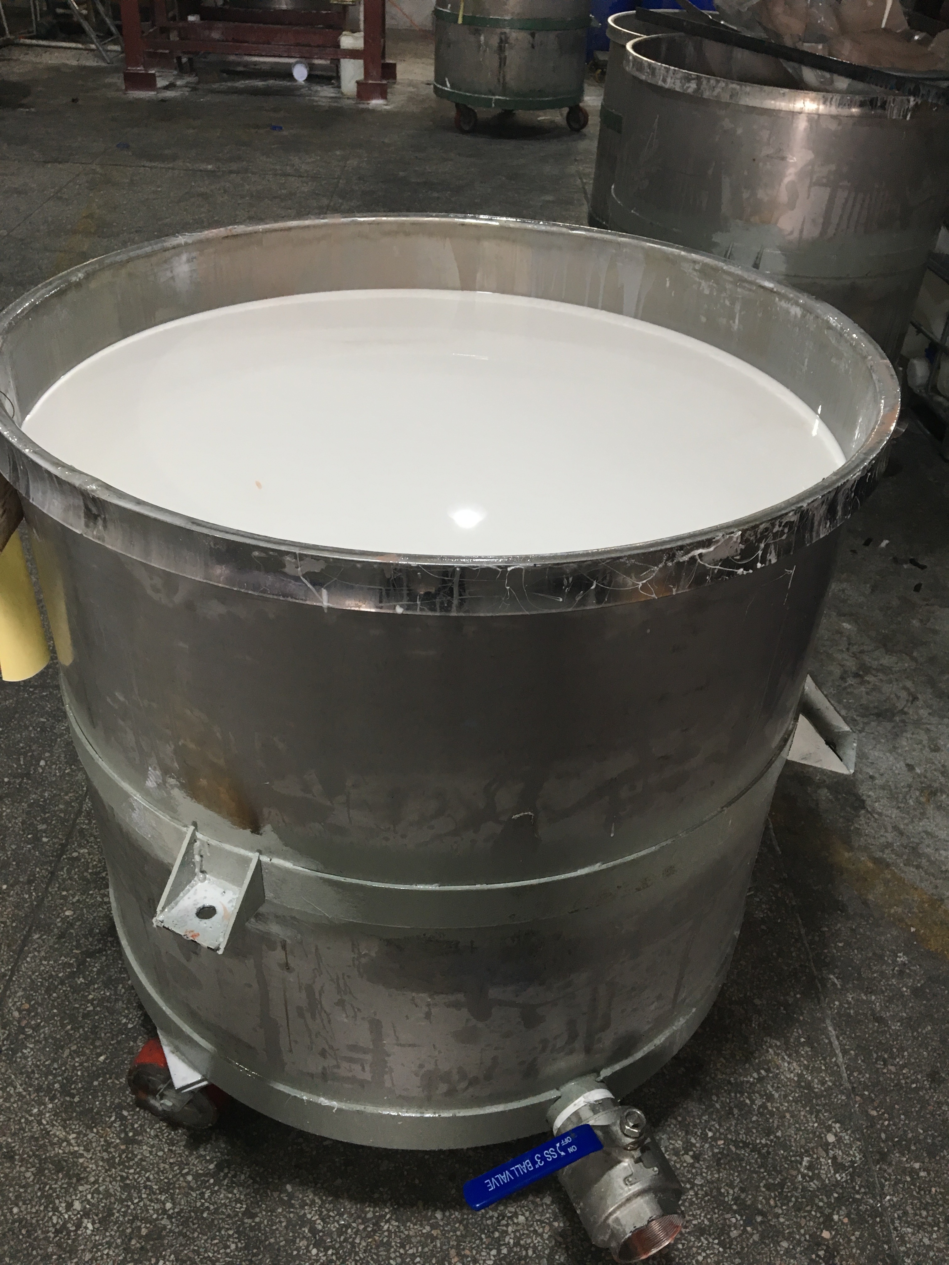  液體硅膠中的軟膠和硬膠有何優(yōu)點(diǎn) ？